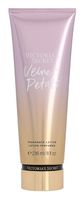 Victoria's Secret Velvet Petals telové mlieko pre ženy 236 ml